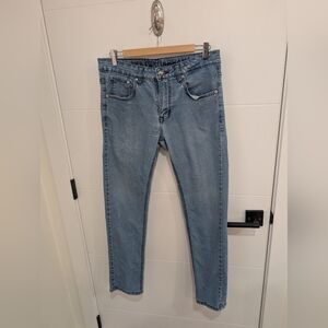 Dolce & Gabbana Freedom Jeans | Slim/Skinny | Made in USA | Size 32